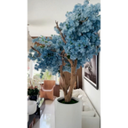 St. Tropez Vase in mattem Weiß mit blauen Kirschblüten